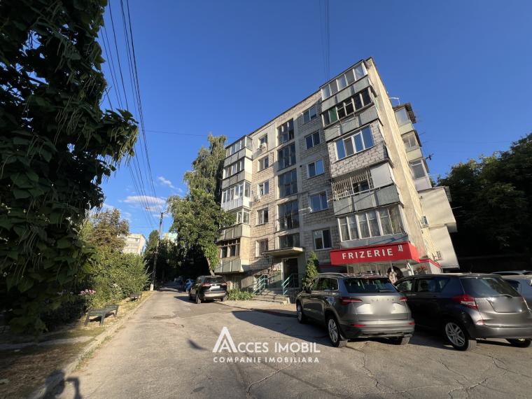 Sculeni, str. Calea Ieșilor, 2 camere.: 10