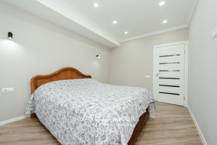 Basconslux! Bloc Nou! Ciocana, str. Nicolae Milescu Spătarul, 2 camere + living. Euroreparație!: 3