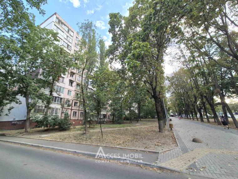 Botanica, bd. Traian, 3 camere. Seria Varnița! Încălzire autonomă! Localizare bilaterală!: 0