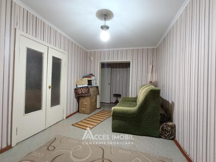Buiucani, șos. Balcani, 3 camere + living. Seria 143! Localizare de mijloc!: 0
