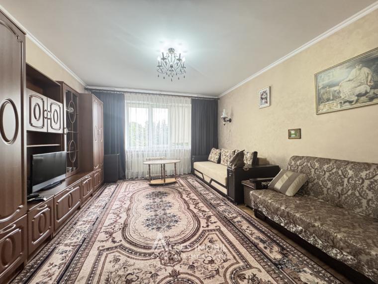 Rent! Botanica, Burebista street, 1 room. Eurorepair! Middle floor!: 0