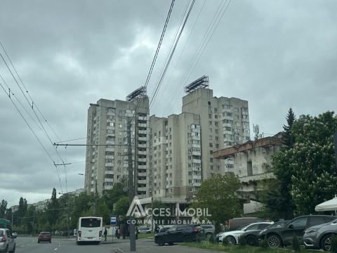 Sculeni, str. Calea Ieșilor, 3 camere.: 8