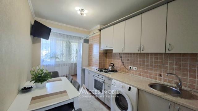 Bloc Nou! Poșta Veche, str. Socoleni, 2 camere.: 4