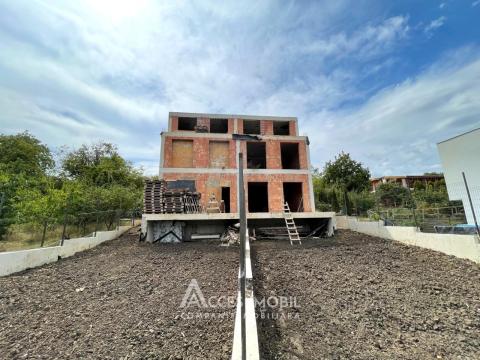 TownHouse în 3 niveluri! Buiucani, str. Porumbrele, 4 camere + living, 190m² + 3 ari!: 5