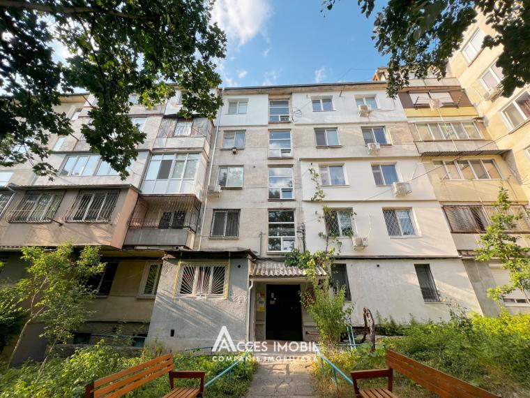 Râșcani, str. Florilor, 3 camere + living. Euroreparație!: 13