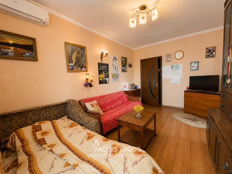 Buiucani, Vasile Lupu street, 2 rooms. 102 Series! Middle position!: 0