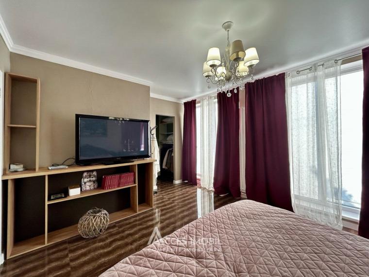 Casă în 2 niveluri! Codru, str. Prepeliței, 2 camere + living, 120m² + 3 ari. Reparație medie!: 4