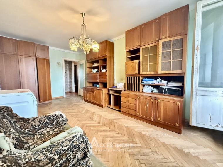 Botanica, bd. Traian, 3 camere. Seria Varnița.: 4