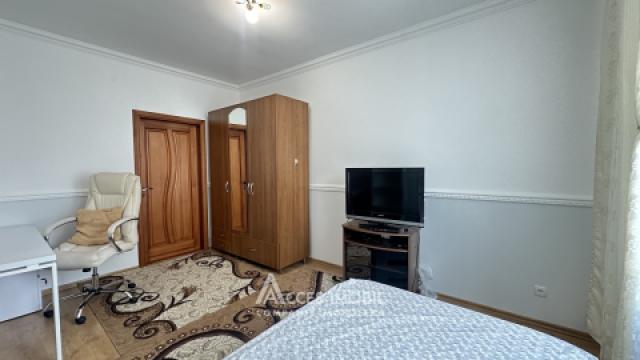 GonvaroCon! Bloc Nou! Buiucani, str. Alba-Iulia, 3 camere + living. Localizare de mijloc!: 3