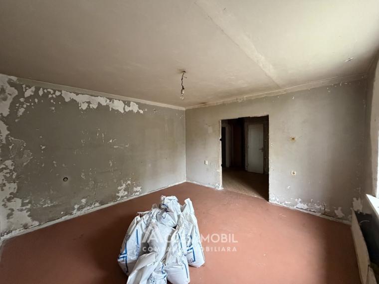 Apartment, Sîngera, Ion Creanga street, 1 room. Series 143!: 6