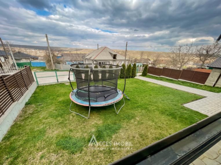Casă! Sireți, str. 1 Decembrie, 3 camere + living, 115m² + 8 ari. Euroreparație!: 14