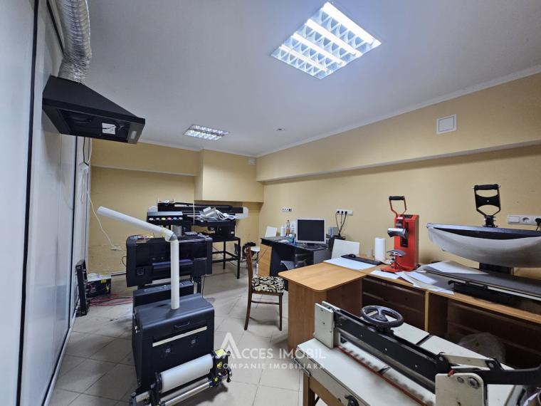 Bloc Nou! Spațiu comercial, Botanica, bd. Decebal, 132 m². Încălzire autonomă!: 2