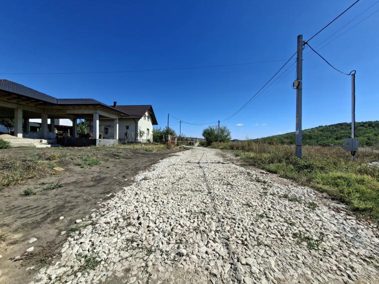 Teren pentru construcție 6 ari, Tohatin, str. Valea Trandafirilor!: 4