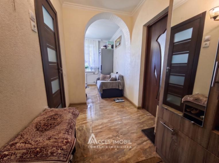 Buiucani, str. Nicolae Costin, 1 cameră. De mijloc!: 4