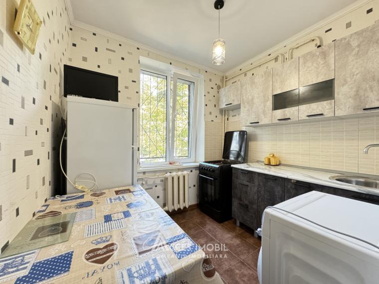 Rent! Botanica, Minsk street, 3 rooms. Khrushchevka!: 8