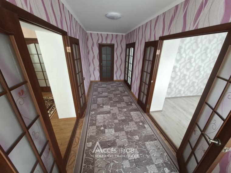 Casă! Sireți, str. Petru Rareș, 3 camere, 129m² + 7 ari. Autonomă!: 1