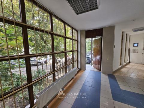 Chirie! Centru, str. Alexandr Pușkin, spațiu comercial 145m². Reparație Euro! Încălzire autonomă!: 10