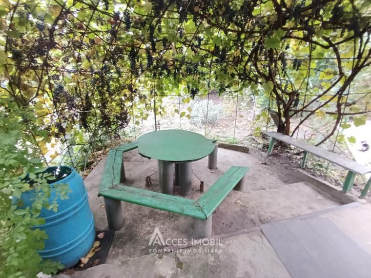 Casă! Strășeni, str. Iurii Gagarin, 3 camere + living, 80m² + 6 ari.: 8