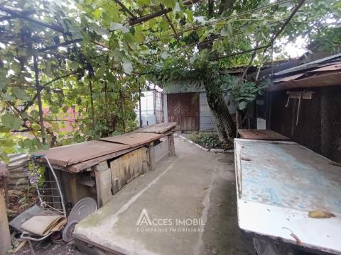 Casă! Strășeni, str. Iurii Gagarin, 3 camere + living, 80m² + 6 ari.: 9