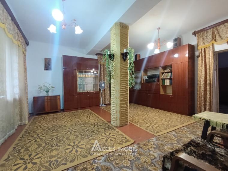 Casă! Strășeni, str. Iurii Gagarin, 3 camere + living, 80m² + 6 ari.: 4