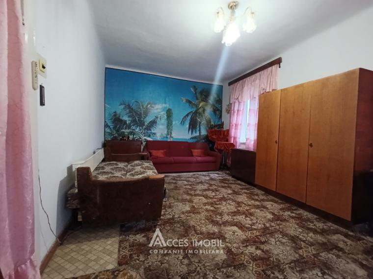 Casă! Strășeni, str. Iurii Gagarin, 3 camere + living, 80m² + 6 ari.: 2