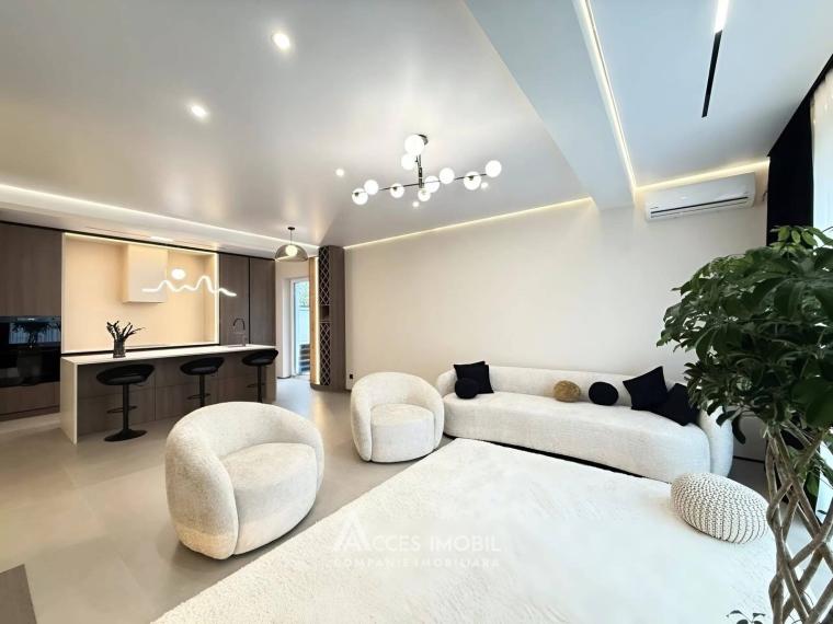 TownHouse în 2 niveluri! Grătiești, str. Prieteniei, 3 camere + living, 220m2 + 2 ari. Euroreparație!: 0