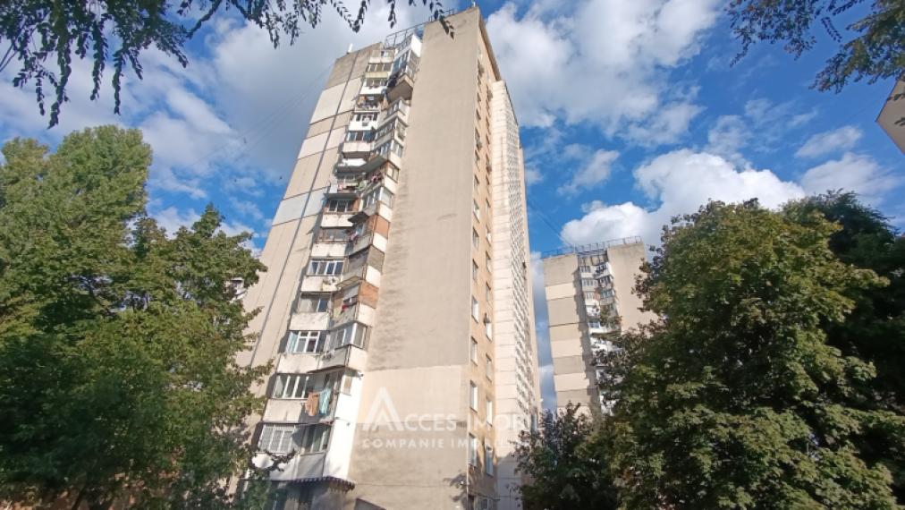 Sculeni, str. Calea Ieșilor, 2 camere.: 13