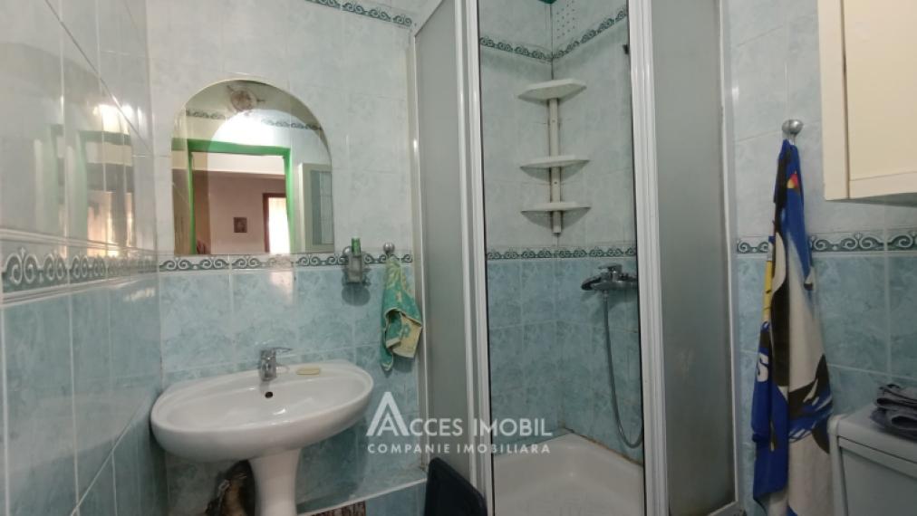 Sculeni, str. Calea Ieșilor, 2 camere.: 10
