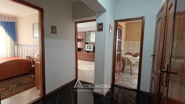Sculeni, str. Calea Ieșilor, 2 camere.: 9
