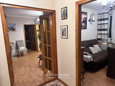 Buiucani, str. Calea Ieșilor, 3 camere + living!: 4