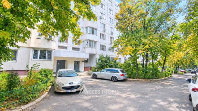 Botanica, bd. Dacia, 3 camere. Seria 143! Localizare de mijloc, bilaterală!: 12