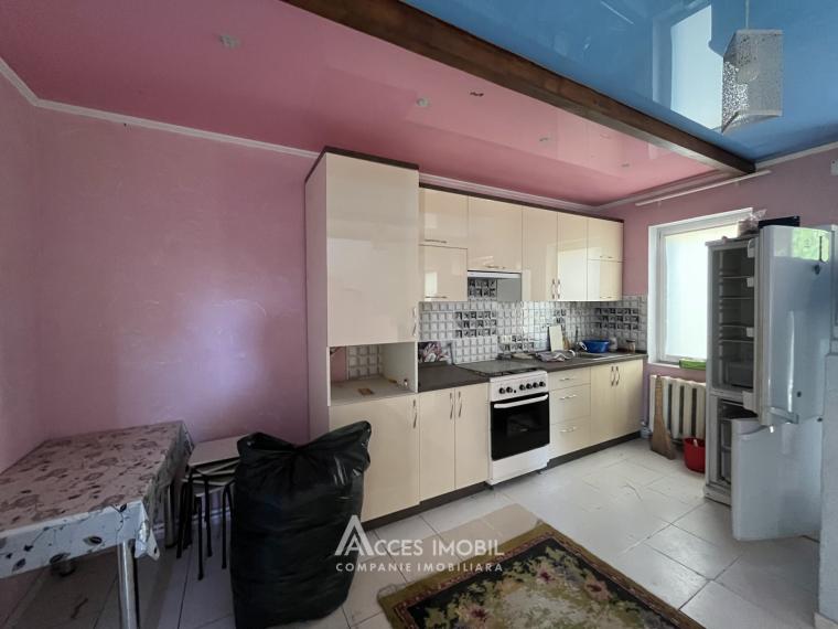 Casă tip cottage în 2 niveluri! Sîngera, str. Ștefan cel Mare și Sfînt, 3 camere + living, 80m² + 3 ari. Reparație medie!: 4