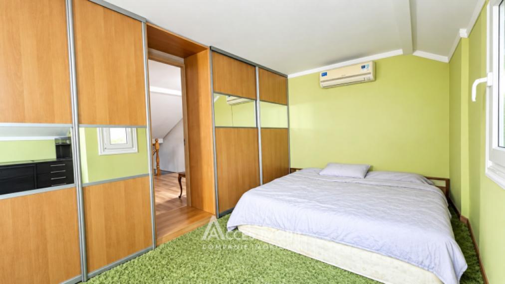 Bloc Nou! Botanica, bd. Decebal, 4 camere + living. De mijloc!: 6