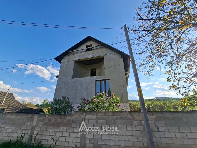 Casă în 3 niveluri! Poșta Veche, str. Podgorenilor, 5 camere + living, 241m² + 2 ari. Varianta albă!: 24