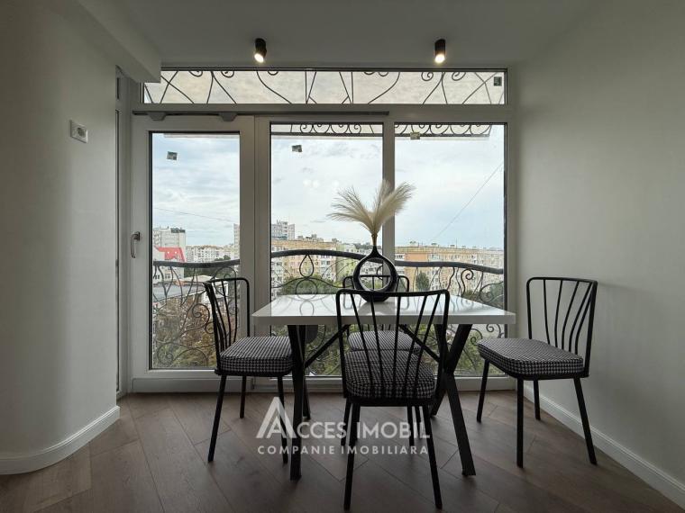 Center, Constantin Negruzzi Boulevard, 2 rooms + living room. Eurorepair!: 10