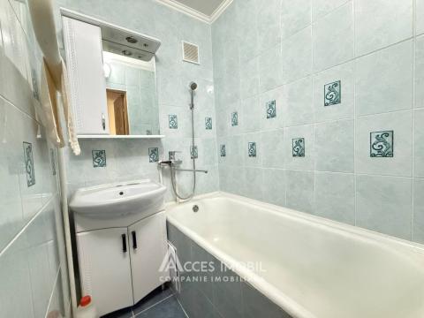 Rascani, A. Doga str. 3 rooms. Middle position!: 8