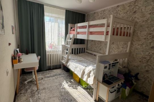 Centru, str. Albișoara, 2 camere. Euroreparație! Seria 143!: 3