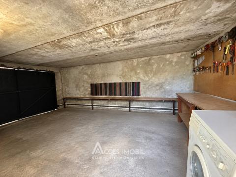 Casă! Ialoveni, sat. Horești, str. Dacia, 3 camere, 100m2 + 13 ari.: 12