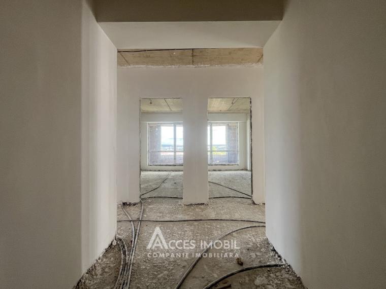 Newton House! Botanica, Gradina Botanica street, 3 rooms + living. White Version!: 1