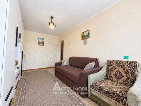 Ialoveni, str. Păcii, 2 camere. Încălzire autonomă! Seria 102! + Garaj cu subsol!: 1
