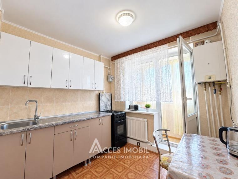 Ialoveni, str. Păcii, 2 camere. Încălzire autonomă! Seria 102! + Garaj cu subsol!: 3