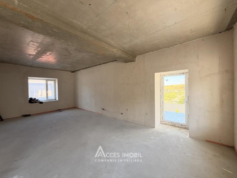 Casă în 2 niveluri! Durlești, str. Dimitrie Cantemir, 3 camere + living, 140m² + 6 ari. Varianta albă!: 3