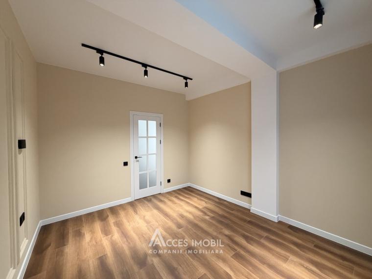 TownHouse în 2 niveluri! Durlești, str. Izvoarelor, 3 camere + living, 120m² + 2 ari. Euroreparație!: 2