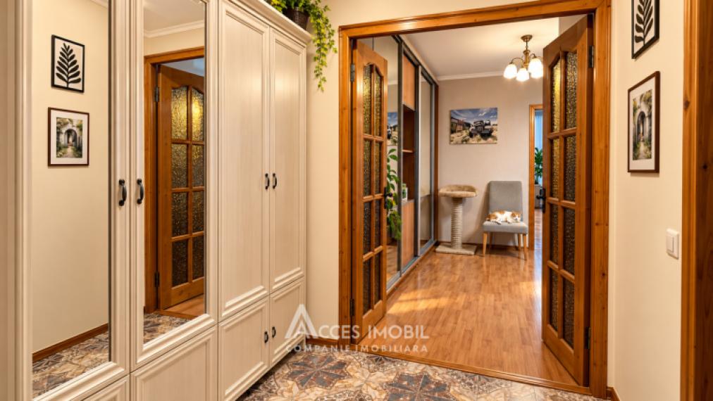 Buiucani, Calea Iesilor street, 3 rooms + living!: 6
