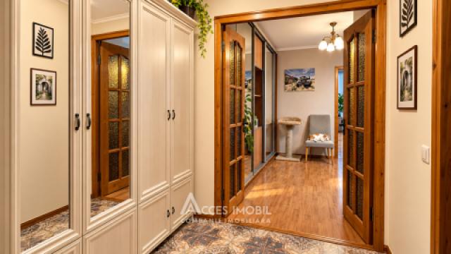 Buiucani, Calea Iesilor street, 3 rooms + living!: 6
