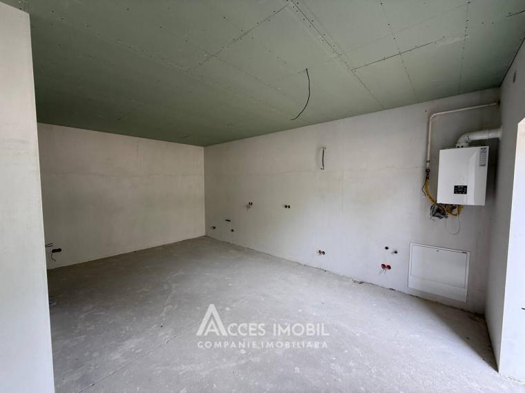 Casă tip Cottage în 3 niveluri! Sîngera, str. Salcîmilor, 3 camere + living, 180m2 + 3 ari. Varianta albă!: 3