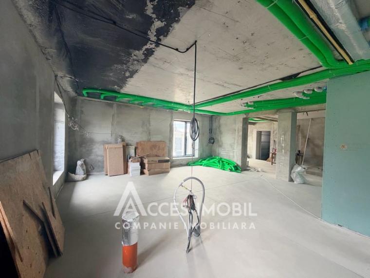 Casă în 2 niveluri! Ghidighici, str. Miorița, 4 camere + living, 300m² + 7 ari. Varianta albă!: 12