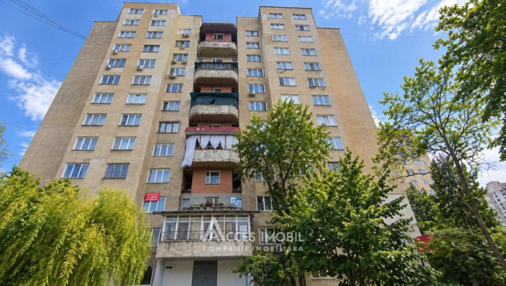 Botanica, Hristo Botev street, 1 room + living room. Central heating! Middle position!: 0