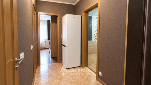 Botanica, Hristo Botev street, 1 room + living room. Central heating! Middle position!: 9