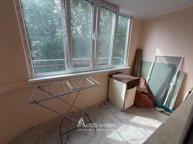 Botanica, Dacia Blvd, 2 rooms. Series 143! Middle location!: 9